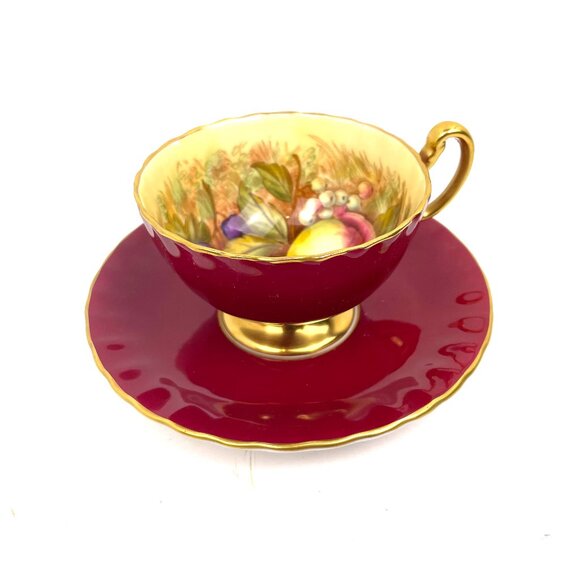 AYNSLEY Orchard Gold Teacup and Saucer Signed D. Jones Scalloped Rim in Maroon - Picture 1 of 13